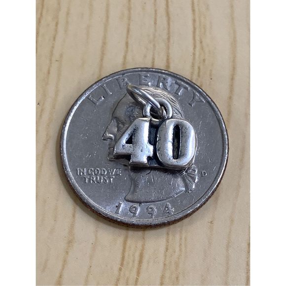 .925 Number 40 Sterling Silver Jewelry Charm #age #birthday - Picture 3 of 3
